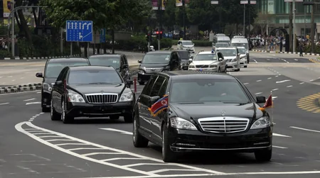 Kim Çen In ABŞ prezidenti ilə görüşmək üçün Sinqapura gəlib