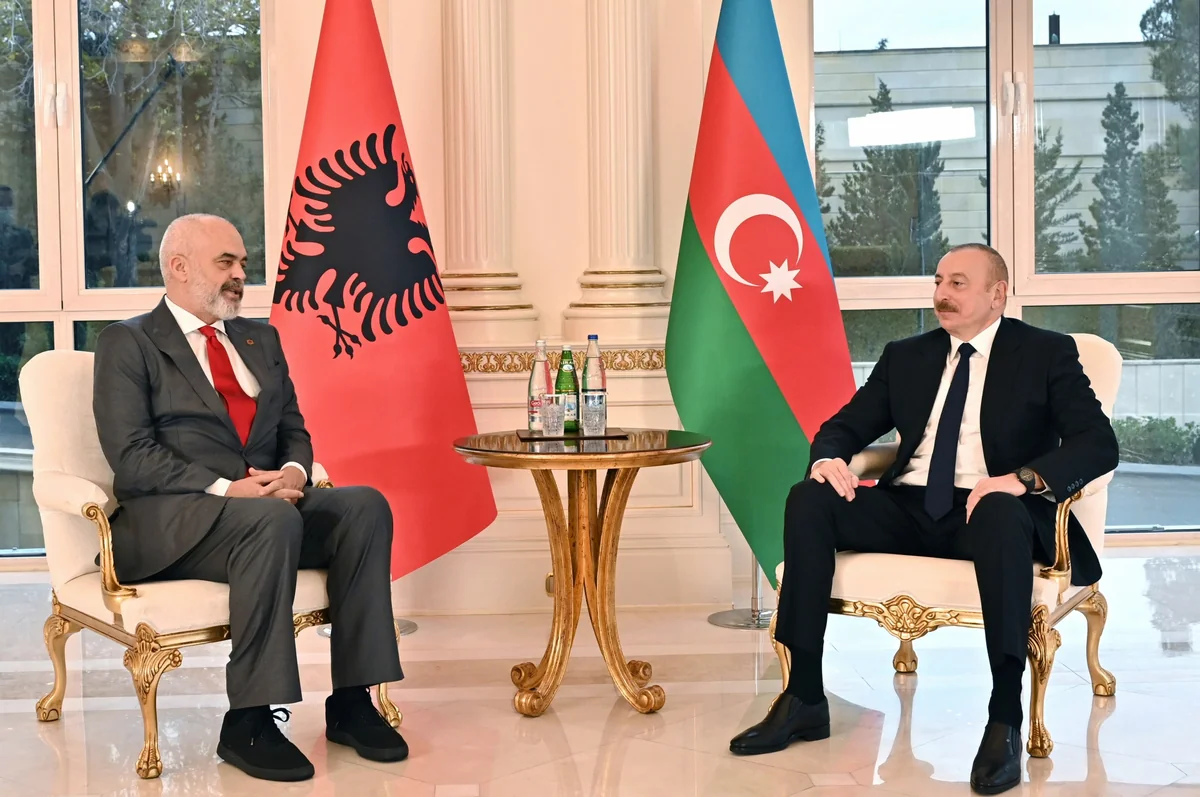 Azərbaycan Prezidentinin Albaniyanın Baş naziri ilə təkbətək və geniş tərkibdə görüşü olub - YENİLƏNİB-2