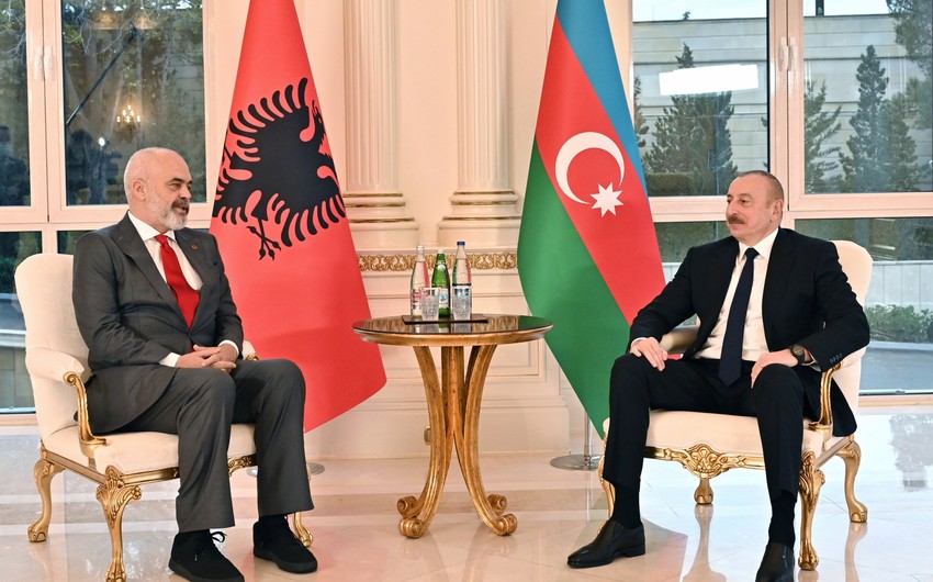 Azərbaycan Prezidentinin Albaniyanın Baş naziri ilə təkbətək və geniş tərkibdə görüşü olub - YENİLƏNİB-2