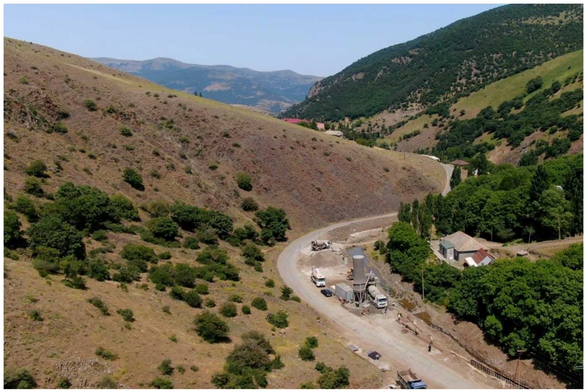 Yardımlı-Deman-Arvana avtomobil yolunda əsaslı bərpa işləri aparılır