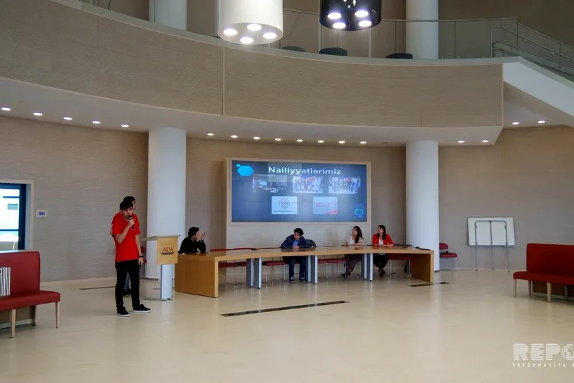 “ADA” Universitetində Məktəbdən universitetə gedən yol adlı layihə çərçivəsində tədbir keçirilib