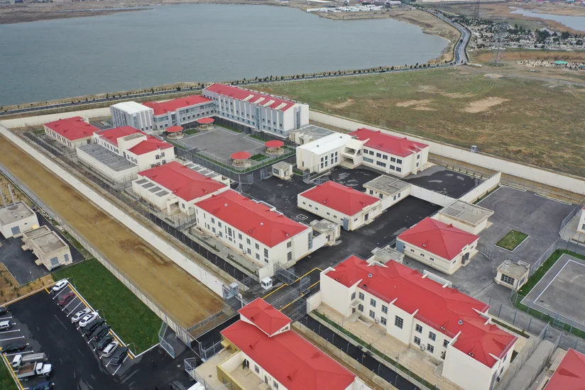 Bakıda məhkumlar yeni inşa edilən penitensiar müəssisələrə köçürülüb