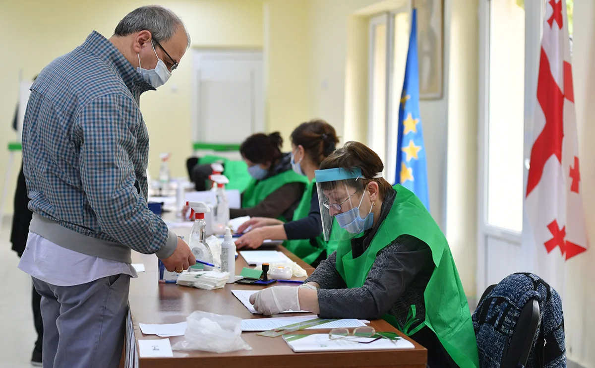 Gürcüstanda yerli idarəetmə orqanlarına seçkilər keçirilir