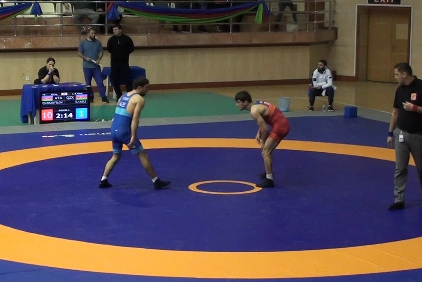 Another Azerbaijani wrestler defeats Armenian opponent