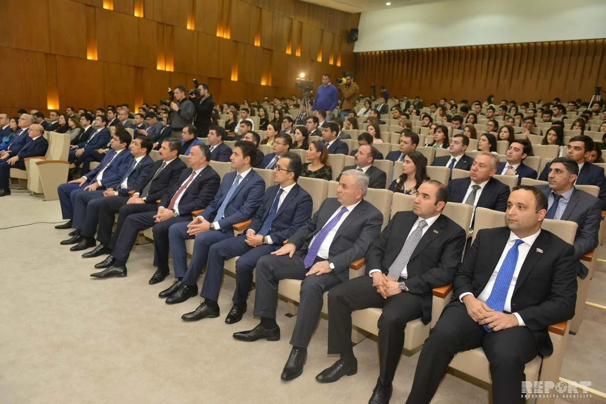 YAP-da ümummilli lider Heydər Əliyevin anım mərasimi keçirilib