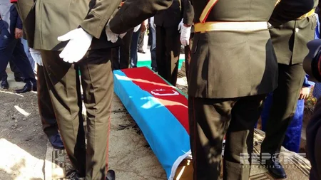 General-leytenant Ziya Yusifzadə II Fəxri Xiyabanda dəfn olunub - FOTO