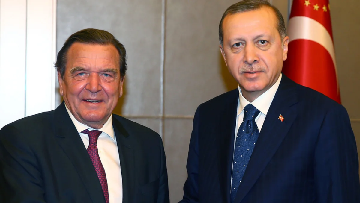 Ərdoğan Gerhard Şröderlə görüşüb