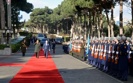Azerbaijani and Georgian defence ministries ink cooperation plan for 2017