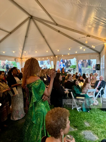 Vudro Vilsonun iqamətgahında Azərbaycan milli geyimi sərgilənib