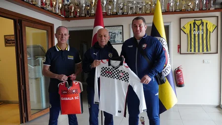 Azərbaycanlı məşqçilər Fənərbağça klubunun akademiyasında olublar