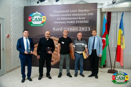 Moldova azərbaycanlıları Heydər Əliyevin 100 illiyi ilə bağlı kütləvi tədbirlər təşkil ediblər