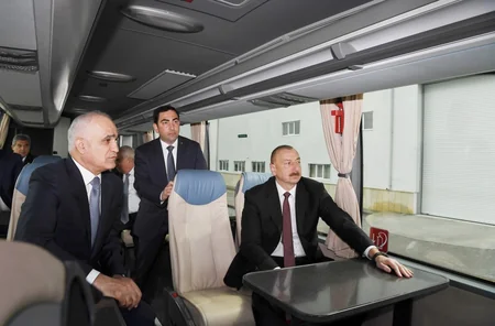 Prezident İlham Əliyev Bakı Beynəlxalq Dəniz Ticarət Limanı Kompleksinin açılışında iştirak edib - YENİLƏNİB