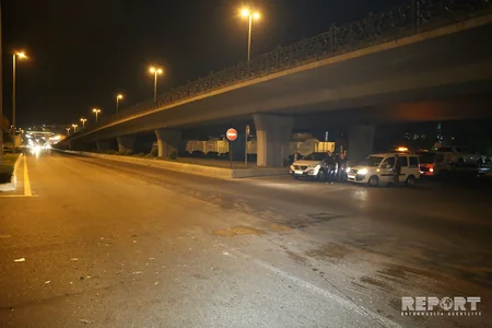 Bakıda qəza törədən sürücü avtomobildən düşərək hadisə yerindən qaçıb