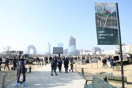 Парк военных трофеев в День Победы - ФОТОРЕПОРТАЖ
