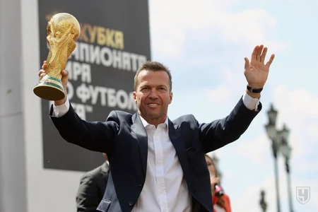 Лотар Маттеус представил Кубок чемпионата мира по футболу в Москве