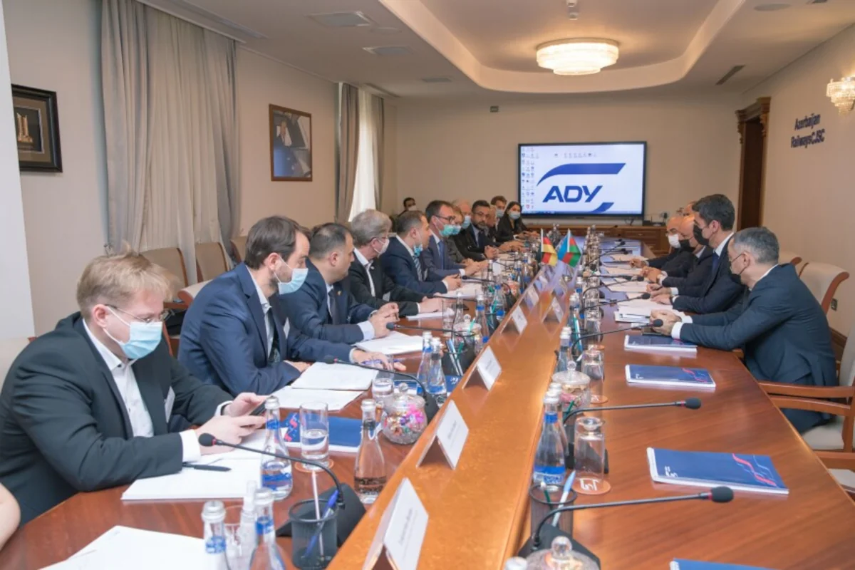 Azərbaycan Almaniya və Çin arasında yükdaşımalarda tranzit ölkə ola bilər