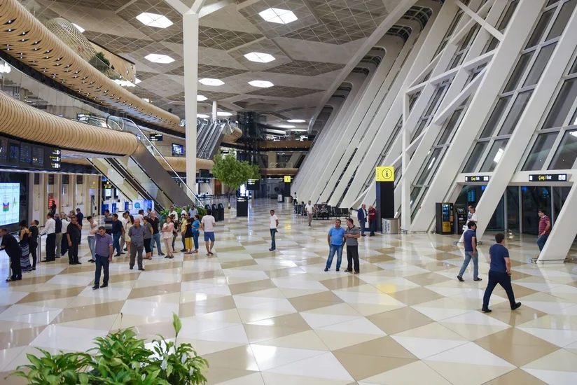 Azərbaycan aeroportlarında VİP salondan istifadə hüququ olan vəzifəli şəxslərin siyahısı genişlənib