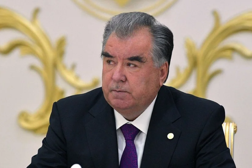 Tajik president arrives in Turkmenistan