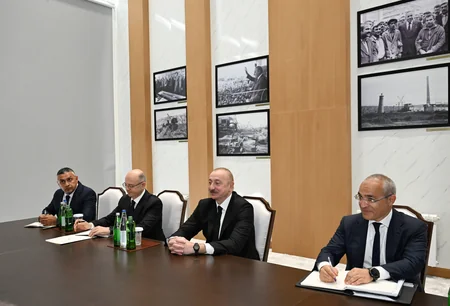 İlham Əliyev Mingəçevirdə İtaliyanın şirkətlər və “Made in Italy” nazirini qəbul edib - YENİLƏNİB