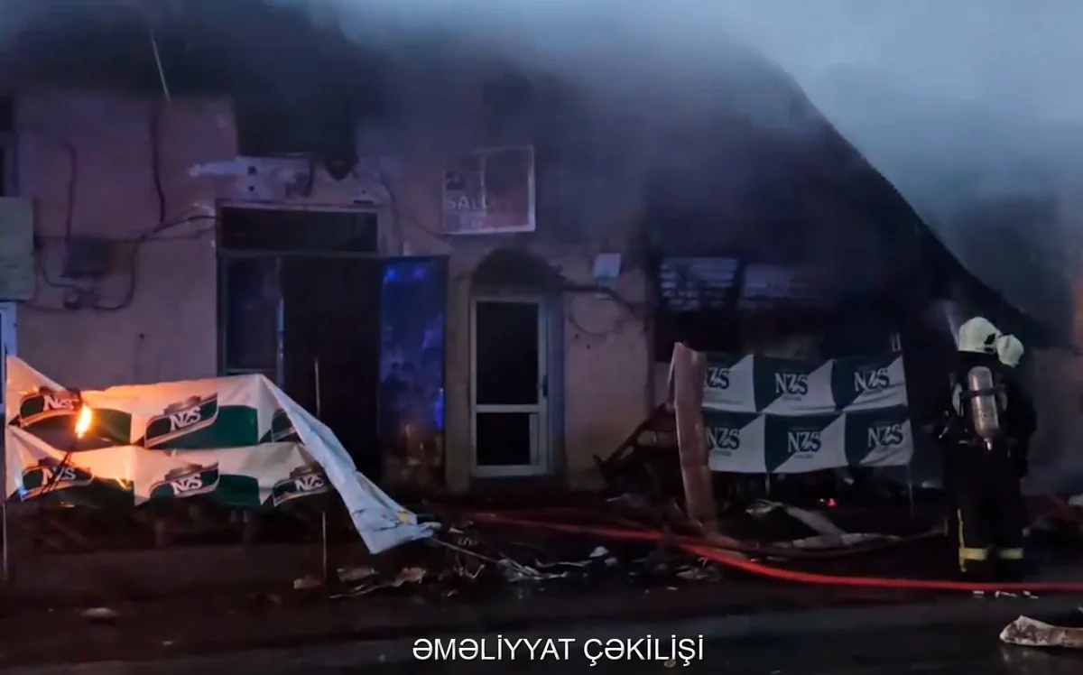 Sabunçu bazarında yanğın olub