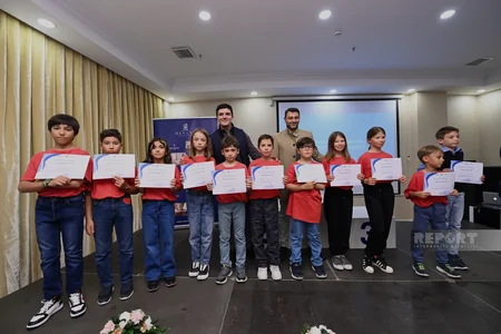 Azərbaycan Yelkən Federasiyası qalib idmançıları mükafatlandırıb