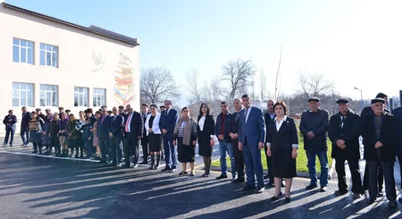 Nazir Qəbələdə Azərbaycan Gənc Müəllimlər Assosiasiyasının üzvləri ilə görüşüb