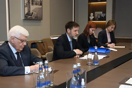 Jeyhun Bayramov meets Russian presidential special envoy