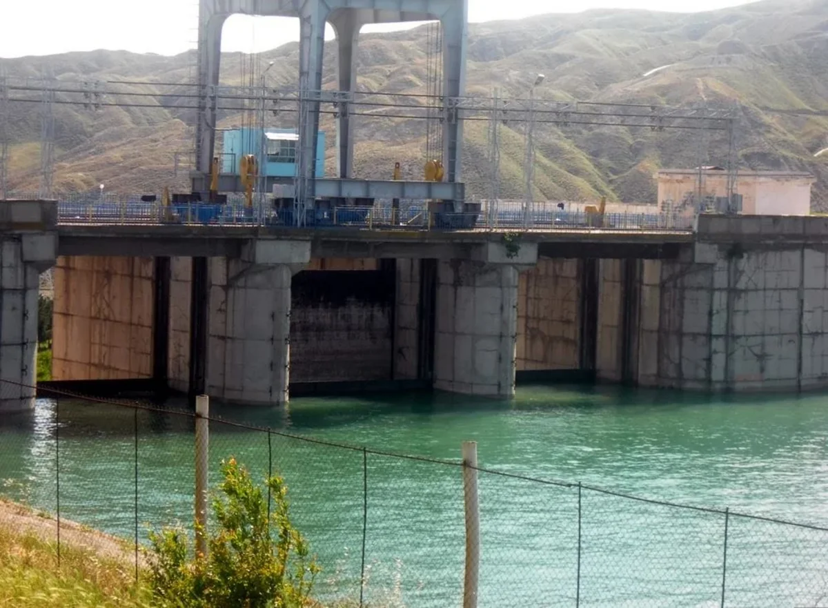 Mingəçevir Su Anbarında köməksiz qalan 3 nəfər xilas edilib