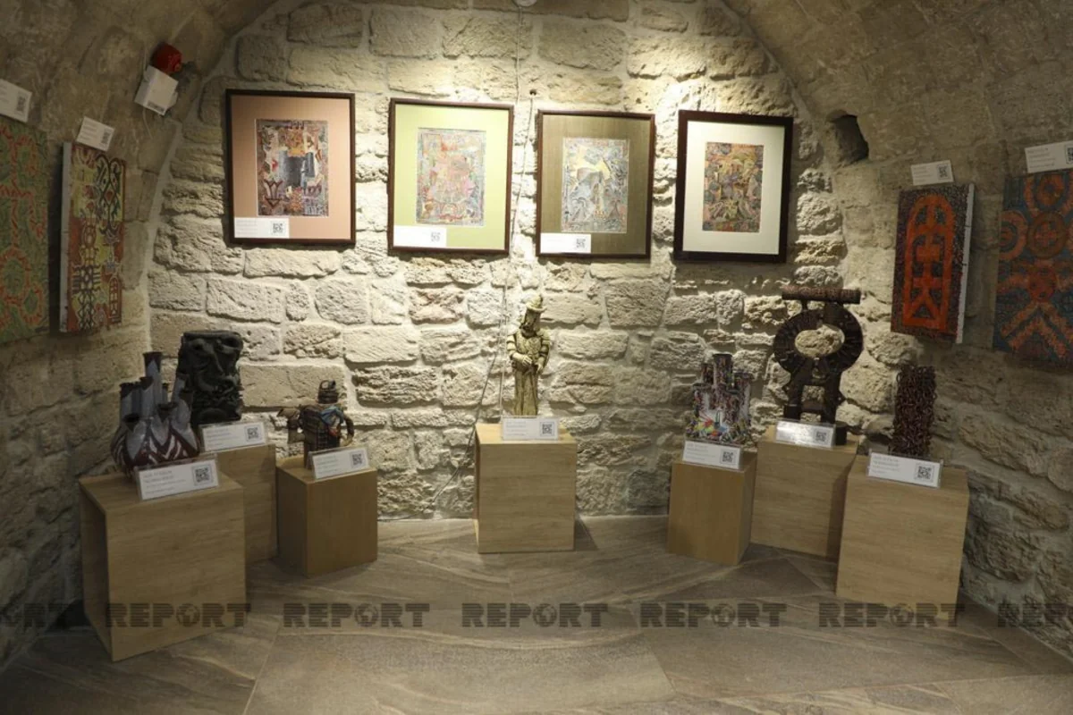 İçərişəhərdə “V mövsüm” adlı sərgiyə start verilib