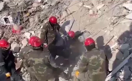 Azerbaijani rescuers save 51 people from rubble in Turkiye
