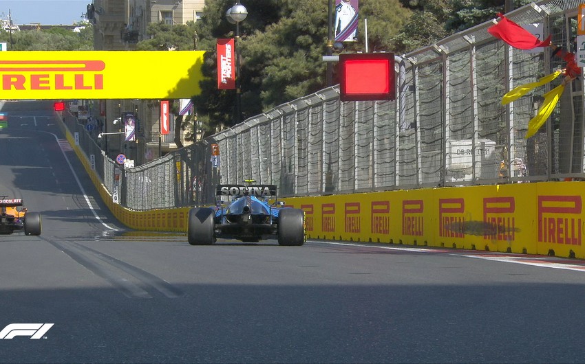 Formula 1 pilotunun mühərriki sıradan çıxdı