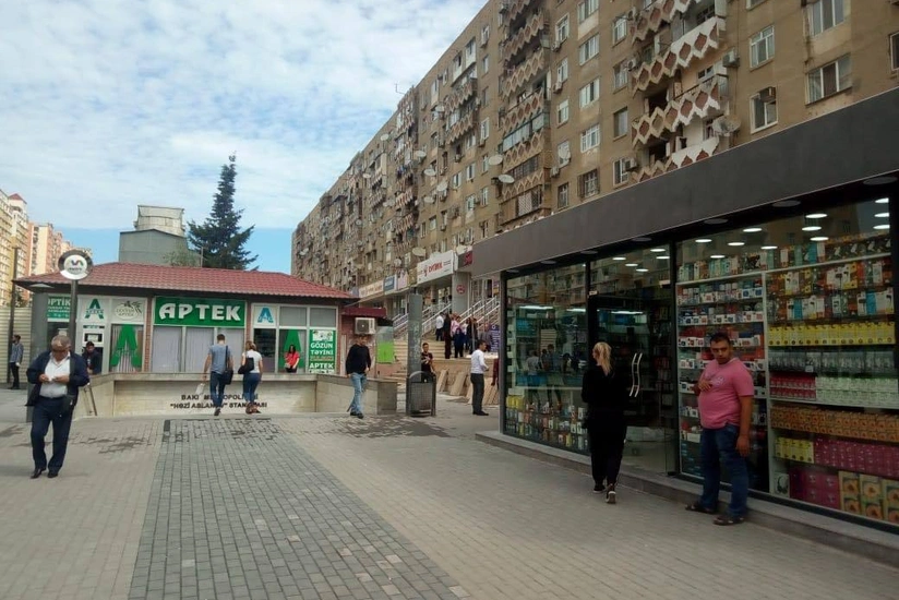 Bakıda küçə ticarəti üçün yeni şərait yaradılıb