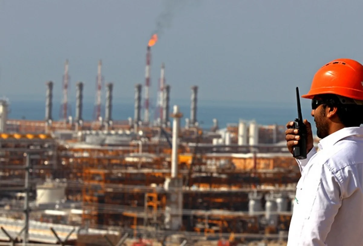 Iraq boosts oil production to record