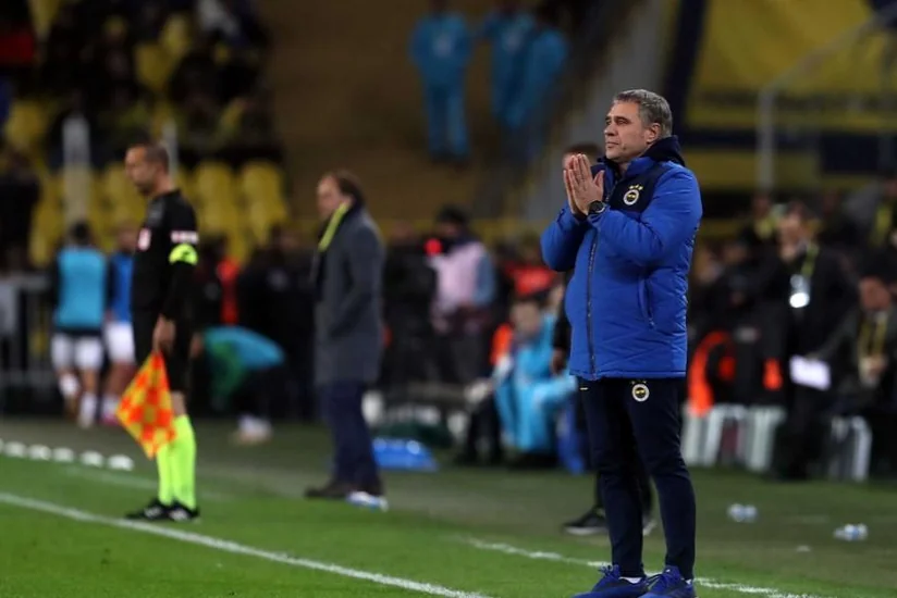 Fənərbağça baş məşqçi ilə yollarını ayırdı