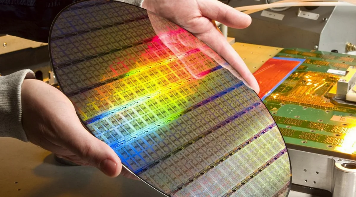 Japan, US eye creating joint research for next-generation semiconductors