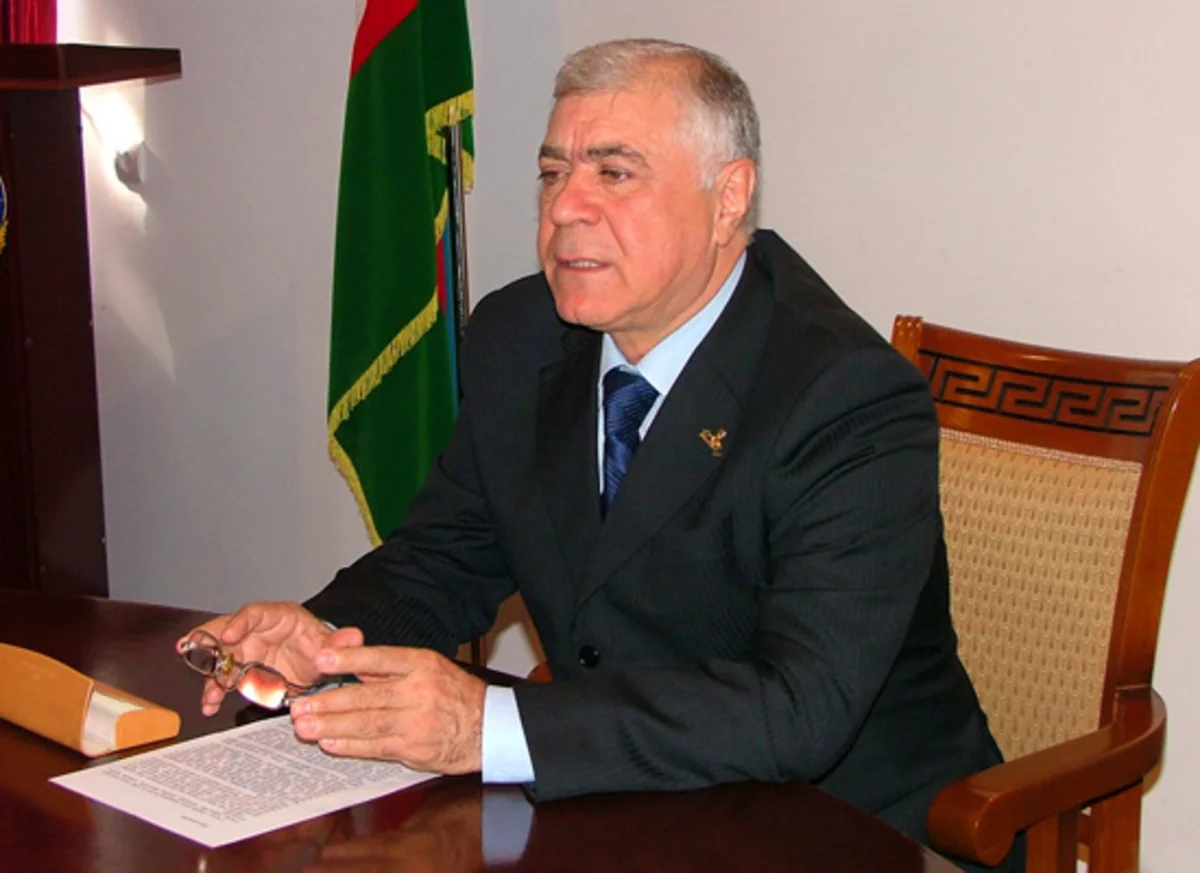 Presidential order awards Aliagha Huseynov