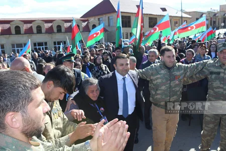 Gədəbəydə Zəfər Günü münasibətilə bayram konserti olub