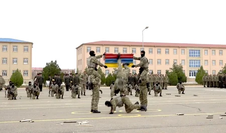 Naxçıvanda gənc əsgərlər xidmət yerlərinə yola salınıblar