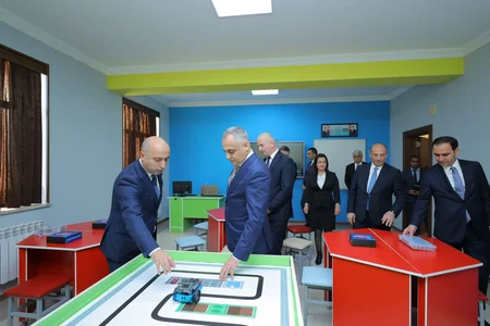 Ordubadda Azadkənd tam orta məktəbi istifadəyə verilib
