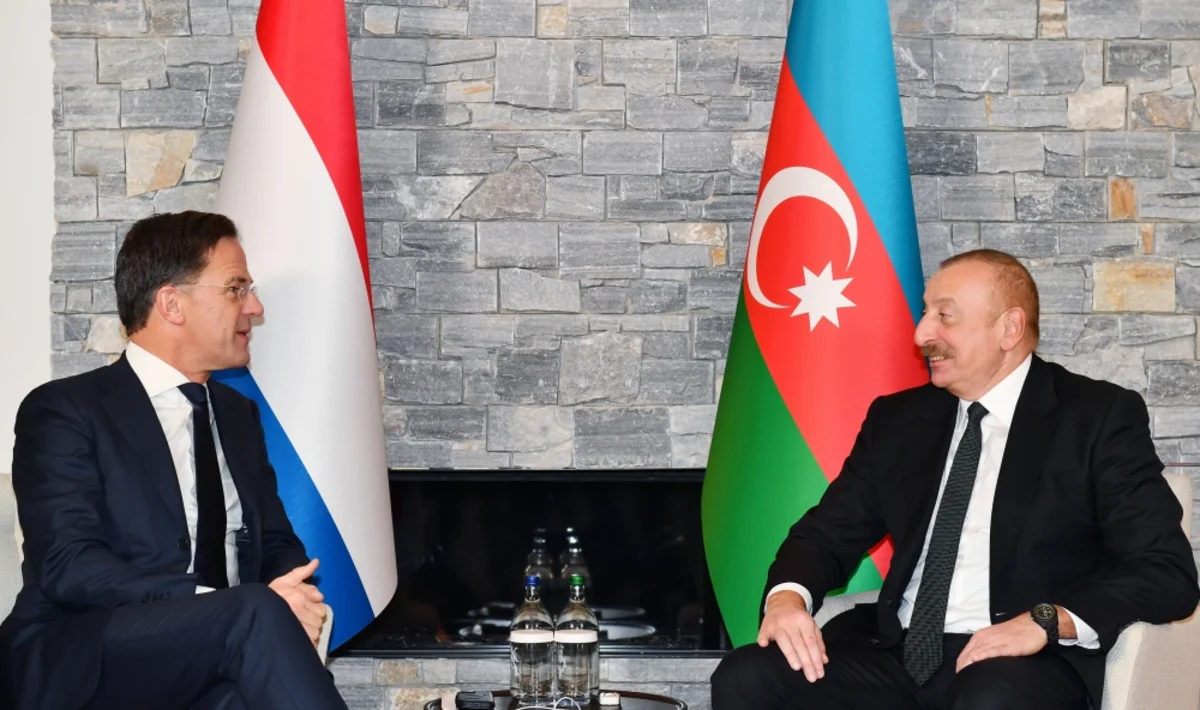 Azərbaycan Prezidenti İlham Əliyevin Davosda Niderlandın Baş naziri ilə görüşü olub - YENİLƏNİB