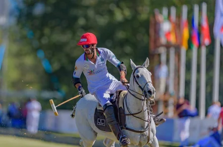 Polo üzrə Azərbaycan millisi Avropa çempionatının finalına vəsiqə qazanıb