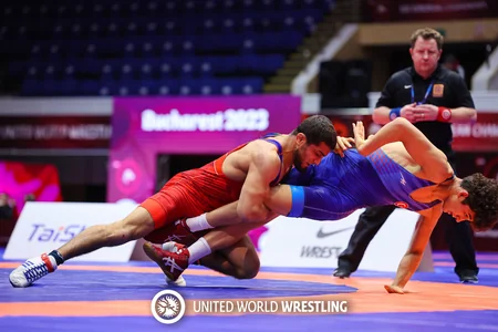 Azərbaycan güləşçiləri beynəlxalq turnirlərdə üç medal qazanıblar