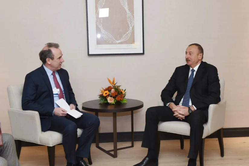 President Ilham Aliyev met with Chief Executive Officer of LafargeHolcim