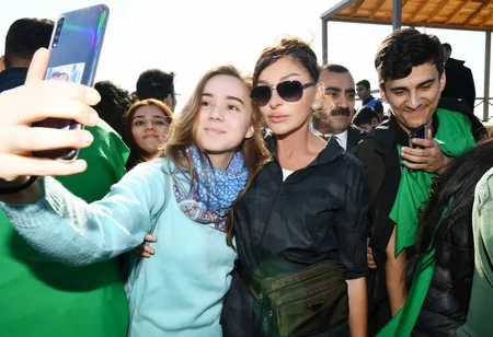 President Ilham Aliyev and first lady Mehriban Aliyeva attended tree-planting campaign in Khatai district, Baku