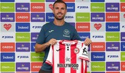 İngiltərə klubu Ayaksın sabiq yarımmüdafiəçisini transfer edib
