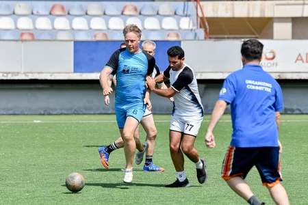 Şahmatçıların futbol matçında 14 qol vurulub