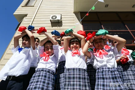 Bakıda məzunların “Son Zəng” həyəcanı - FOTOREPORTAJ - VİDEO