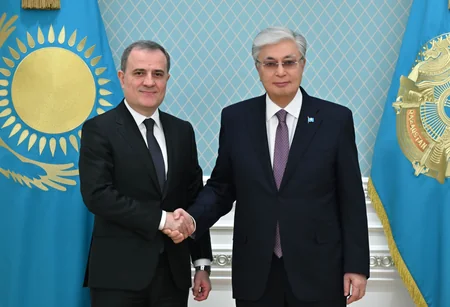 Tokayev Ceyhun Bayramovun Qazaxıstana səfərini əhəmiyyətli adlandırıb - YENİLƏNİB