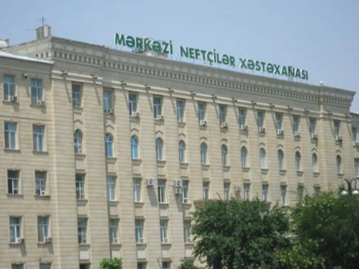 Mərkəzi Neftçilər Xəstəxanası əməkdaşları təltif edilib - SİYAHI