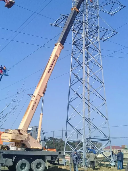 Paytaxtın Xəzər rayonuna elektrik enerjisinin verilişində fasilələr yaranacaq - FOTO